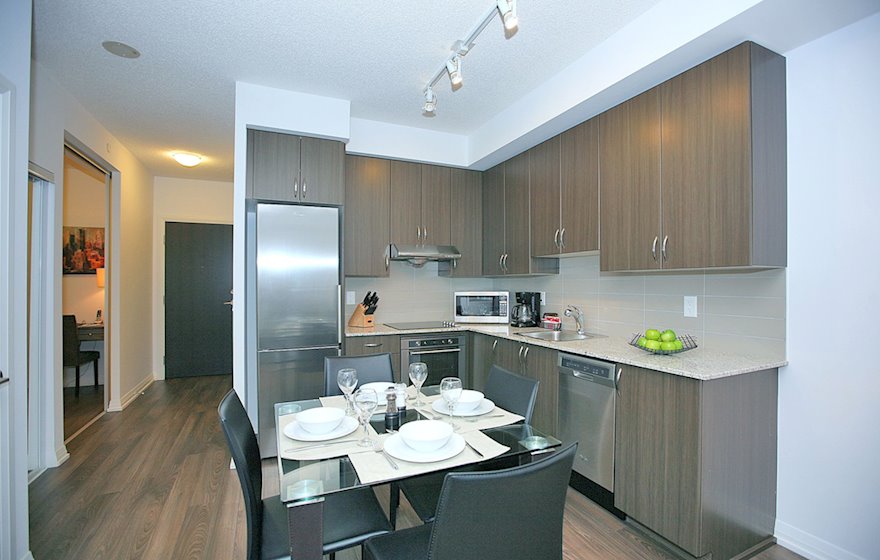 Dining/Kitchen Fully Equipped Five Appliances Stainless Steel North York