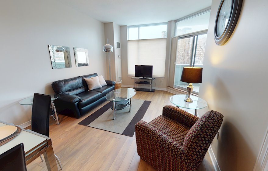 203 Living Room Free WiFi Fully Furnished Apartment Suite Ottawa