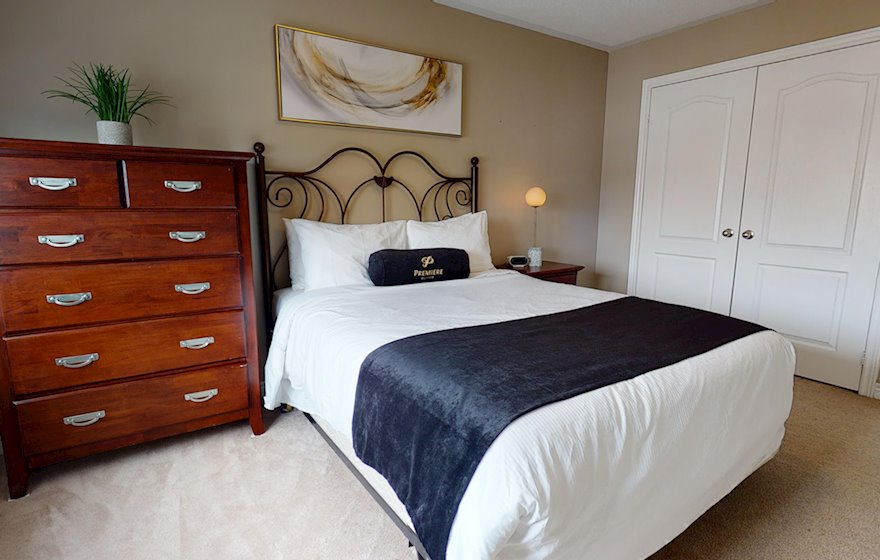 Second Bedroom Queen Mattress Fully Furnished Apartment Suite Brampton