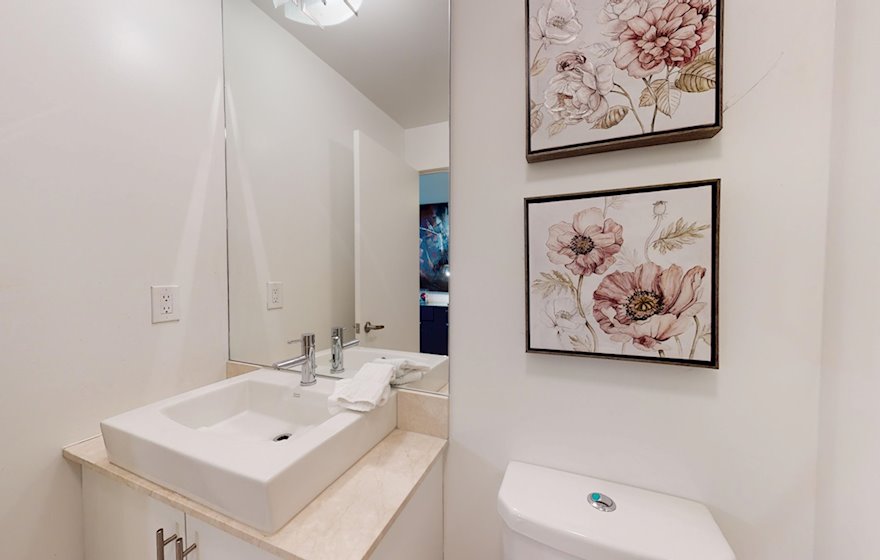 Second Bathroom 3 Piece Fully Furnished Apartment Suite Toronto
