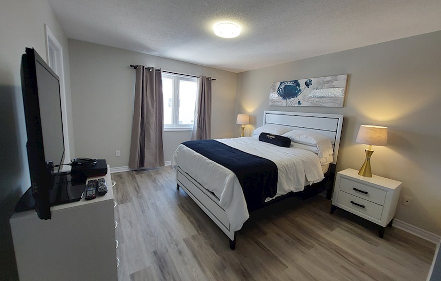 Principal Bedroom Queen Mattress Fully Furnished Apartment Suite Barrhaven