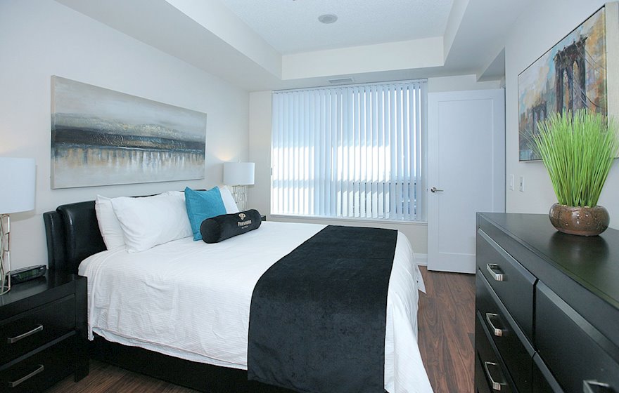 1722-Master Bedroom Queen Mattress Fully Furnished Apartment Suite North York